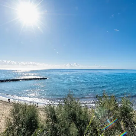 A Pie Del Mar Playa del Ingles (Gran Canaria)